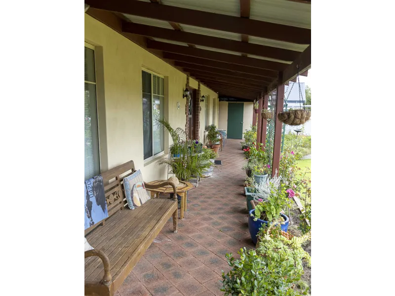 PEACEFUL RETREAT in GEOGRAPHE