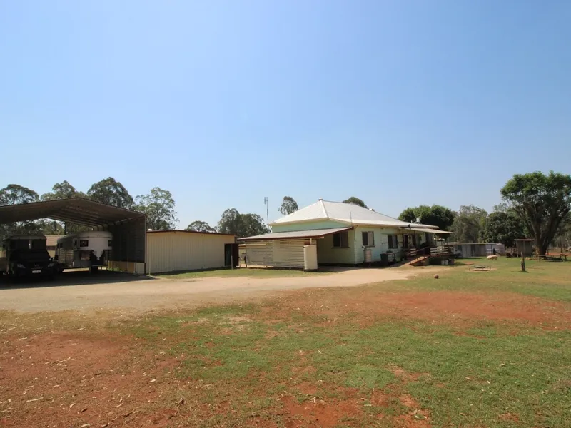 5 acres, 6 bays of car accom, 6 paddocks, 8 stables plus tack and feed shed. Oh yeh and a 5 bedroom home.