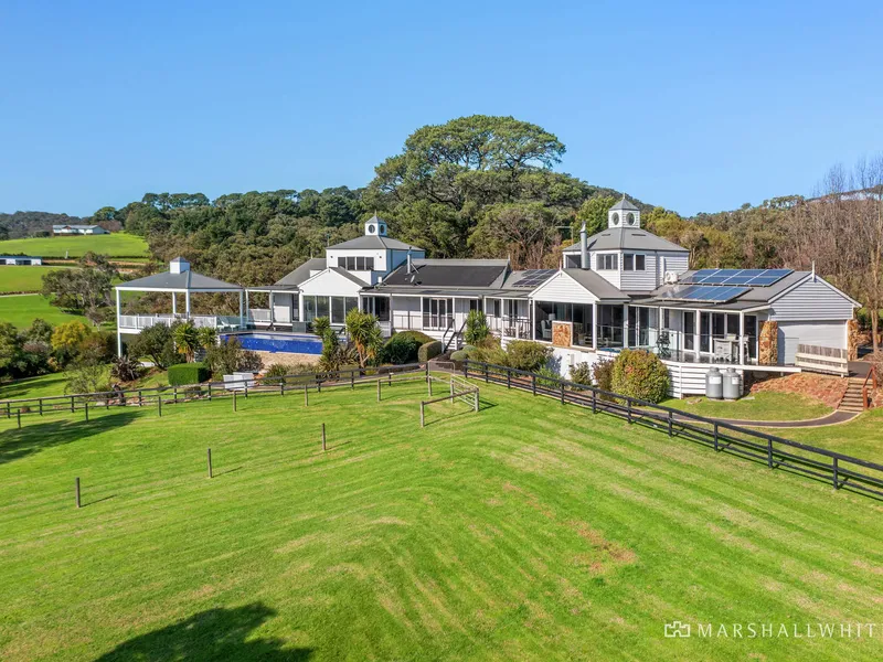 'Hampton In The Hills'