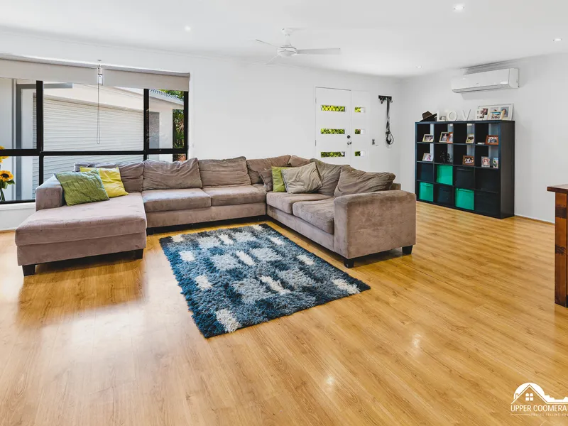 6 CAR PARKING, SIDE ACCESS, ELEVATED IN QUIET CUL-DE-SAC