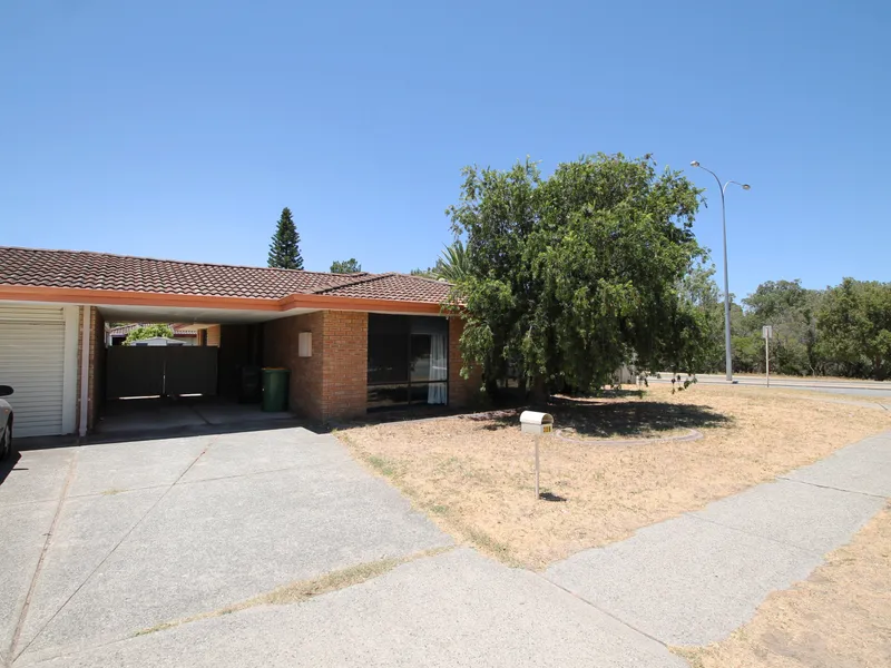 Neat & Tidy Duplex for Rent!
