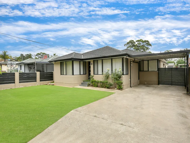 Unlock Your Dream Lifestyle & Investment Potential on a Sprawling 1088sqm Estate