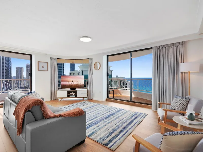 Large 2 Bed, 2 Bath Surfers Paradise Apartment - $1300pw - Unbeatable Views!