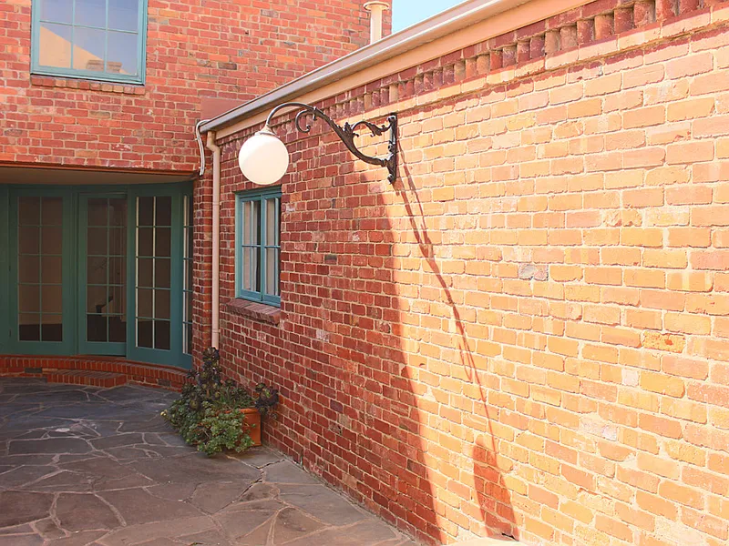 A PIECE OF GEELONGS HISTORY