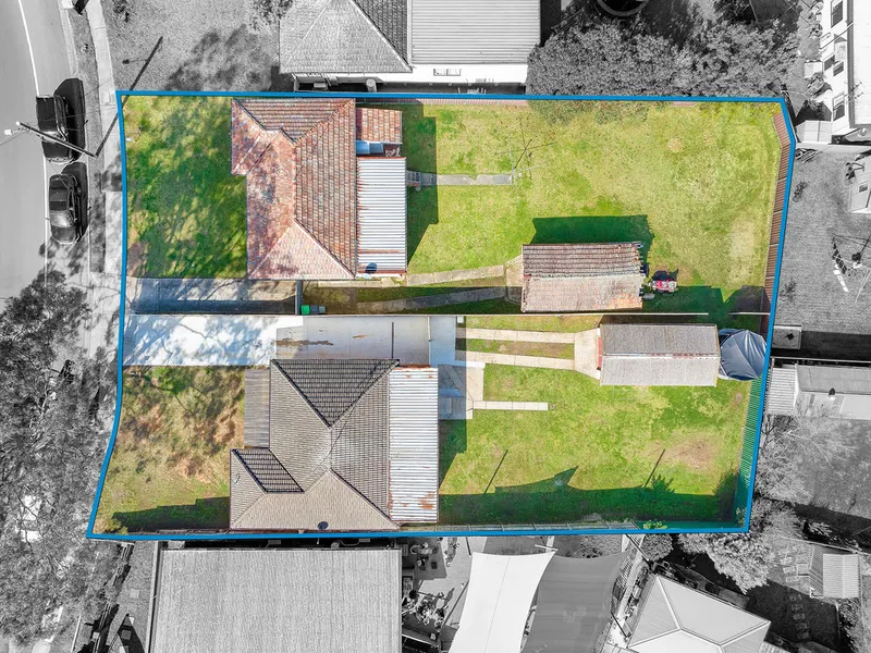 21 & 23 HODDLE AVE, BRADBURY SIDE BY SIDE OPPORTUNITY