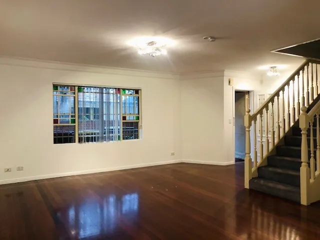 CONVENIENCE PLUS!     (UPDATE - NEW TIMBER FLOORING TO BE INSTALLED IN BEDROOMS THIS WEEK)