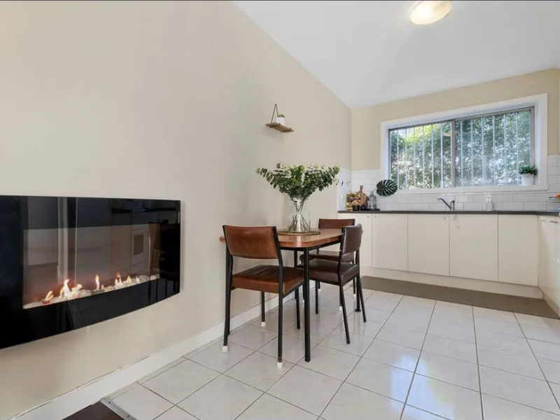 1ST WEEKS FREE RENT TO THE SUCCESSFUL APPLICANT - Under Application 