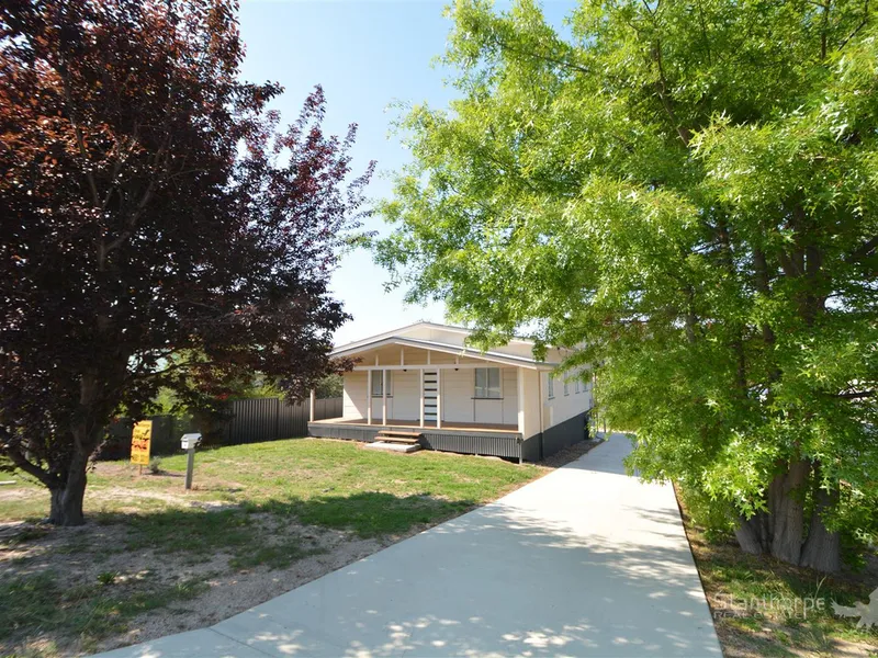 Beautifully renovated 4 bedroom 2 bathroom large deck with views