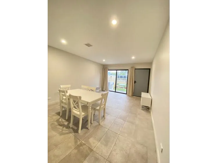 Comfortable 2 bedrooms family home (Can be fully furnished or Unfurnished)