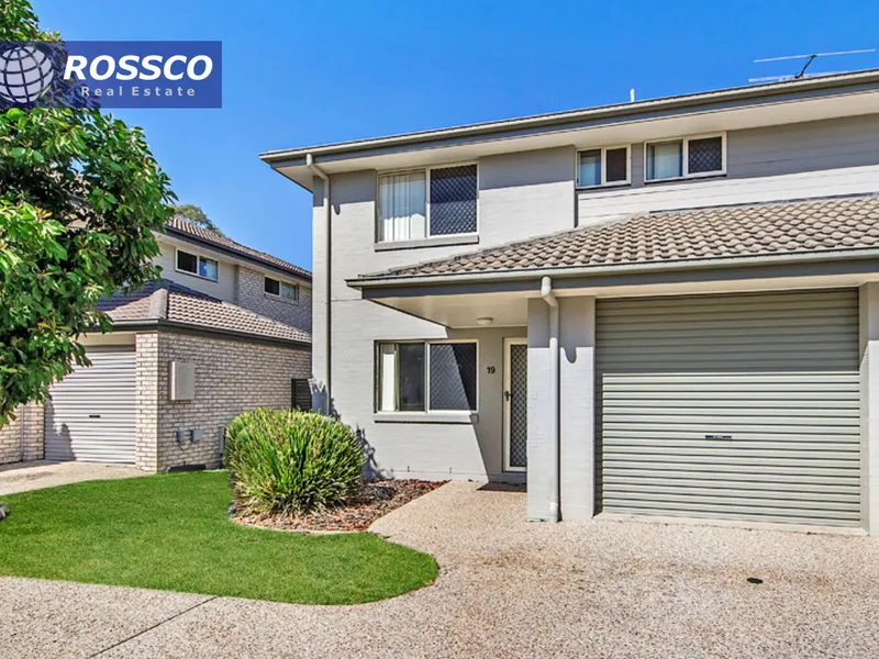 Investors Take Note... Beautiful & Spacious Townhouse... Close to Everything...