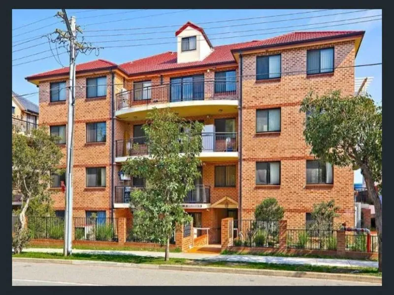2 Bedroom Unit In Homebush West 