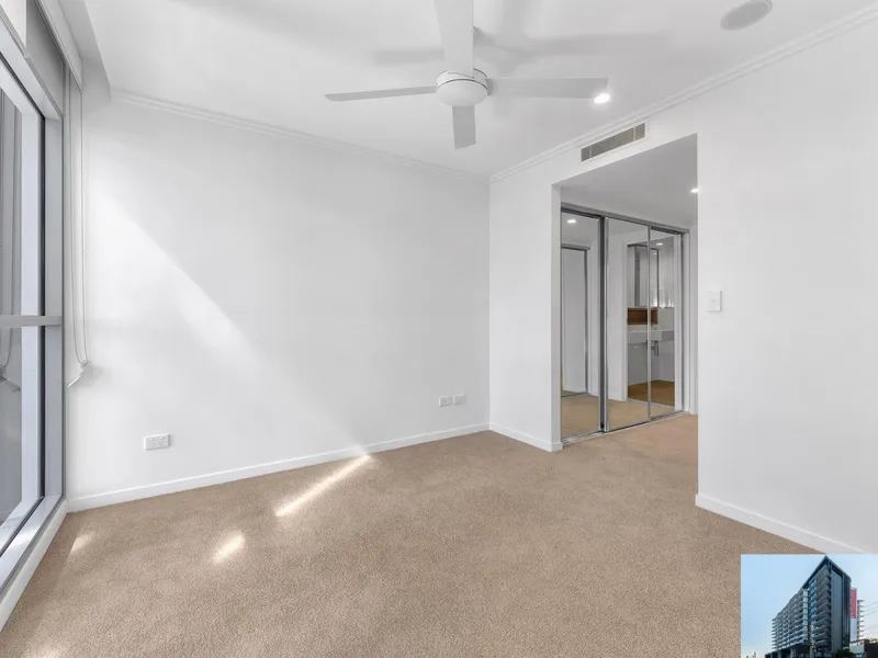 Large 1 Bedroom Apartment  in Mode Apartment    level 3  (Unfurnished)