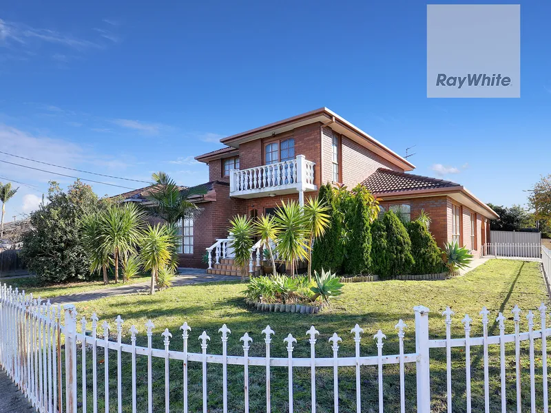 Large Spacious Family Home!