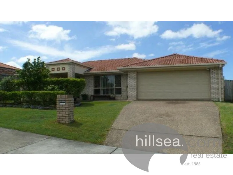 Spacious Family home in family friendly Upper Coomera