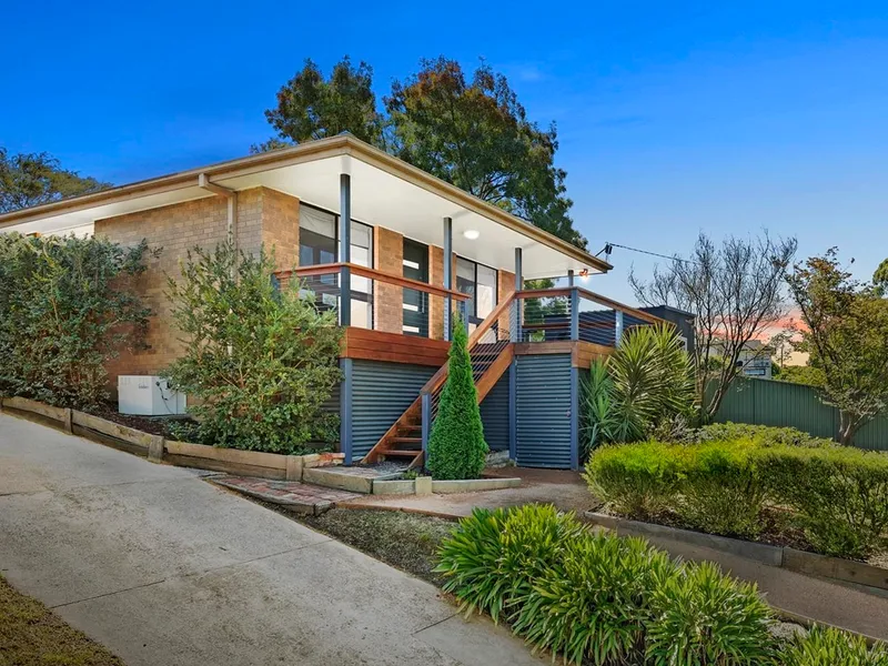 FAMILY LIVING WITH VIEWS TO ENVY 