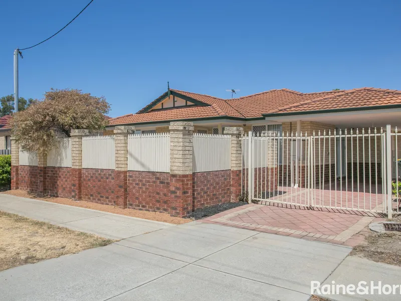 Front Villa in a complex of 4 - NO STRATA FEES