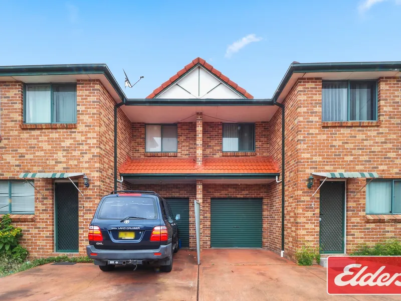 SPACIOUS DUPLEX HOME IN QUIET LOCATION