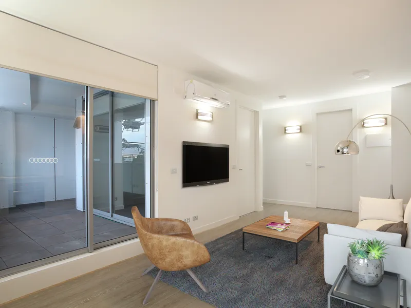 Live Life to the Fullest in the Heart of Carnegie