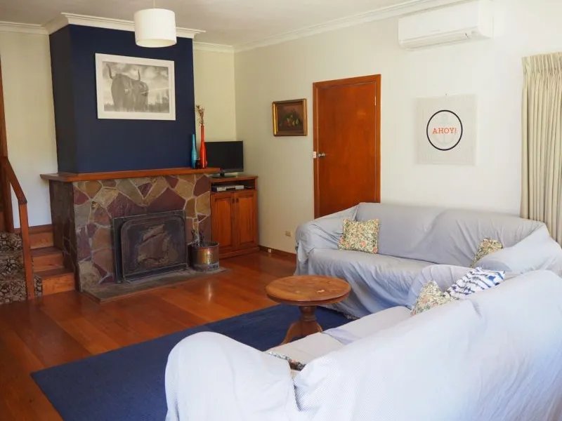 Furnished house for rent in Anglesea