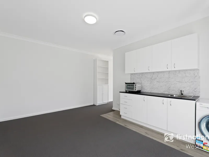 Private & Modern Granny Flat in Prime Location