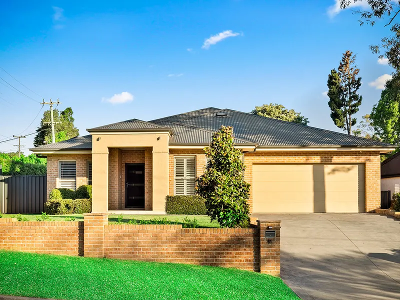 Modern Home with Bush Outlook