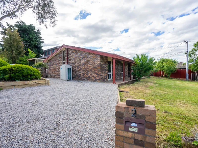 Fantastic 3-bedroom house - for you to call home before Christmas!