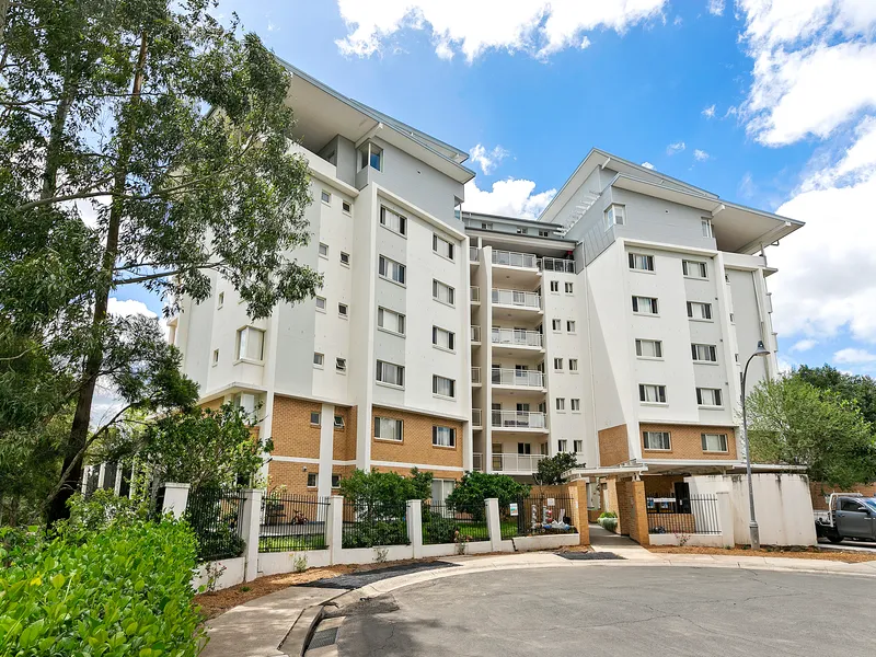 THREE BEDROOM STUNNER