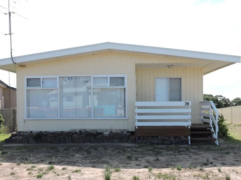Great Location near the Beach