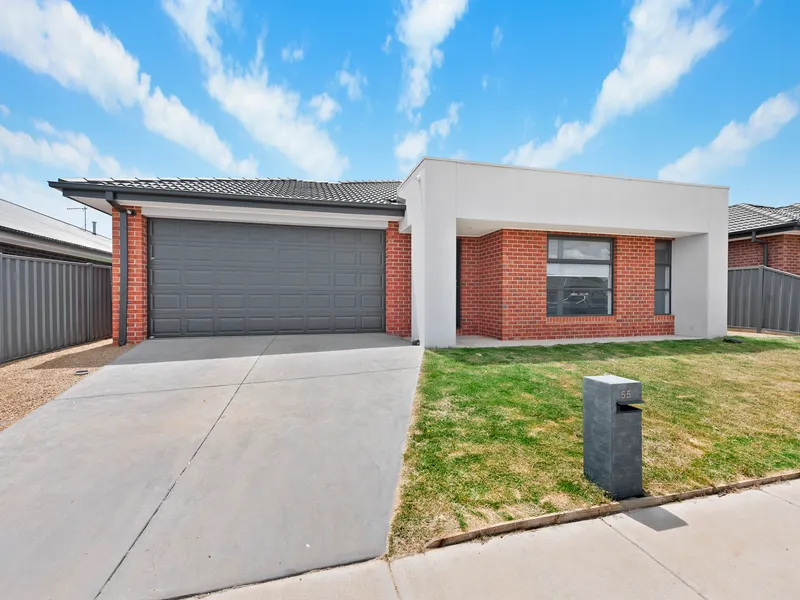 Beautiful Family Home In Sought After Location