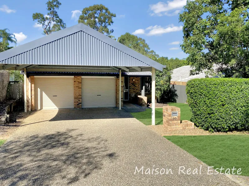 Air Conditioned Family Home in Quite Location