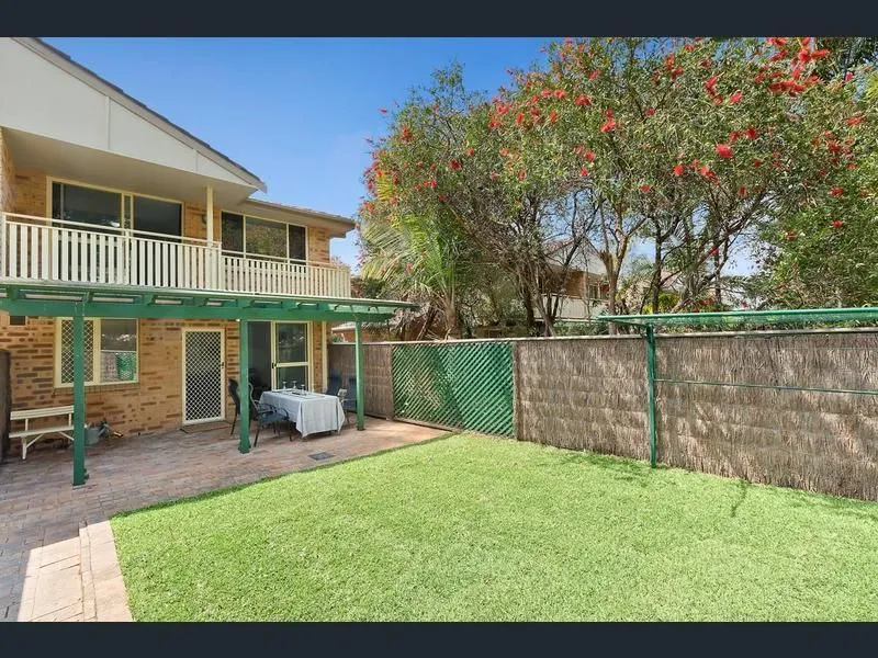 Warriewood Tousehouse