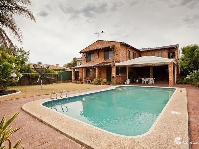 Spacious Family Entertainer!