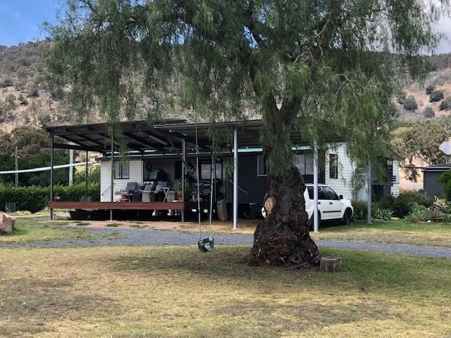 IDYLLIC COUNTRY LIFESTYLE **UNDER CONTRACT**