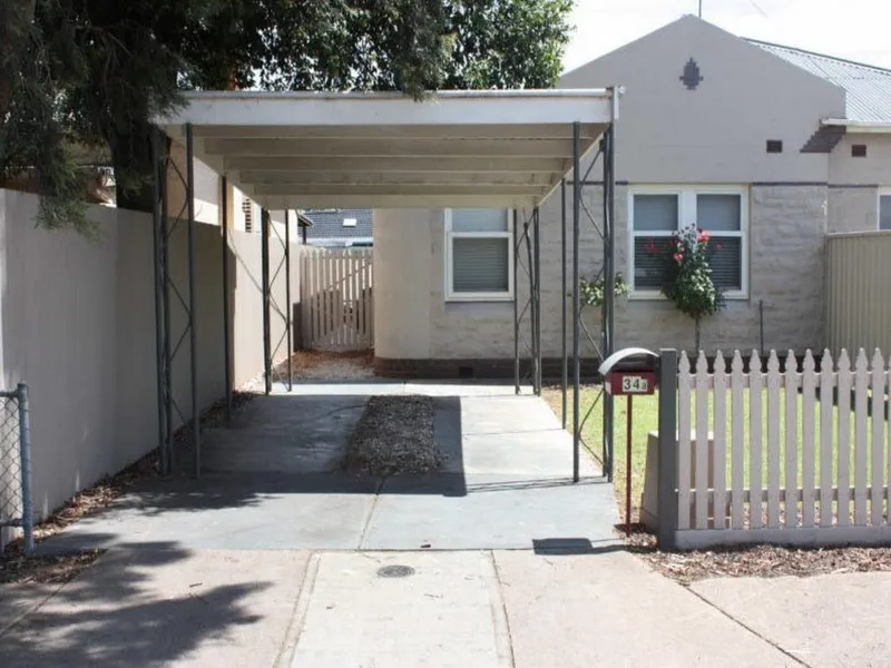 Affordable 3-Bed House in Woodville West