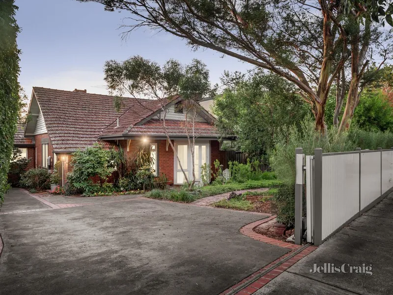 A Wealth of Warmth in a Coveted Pocket