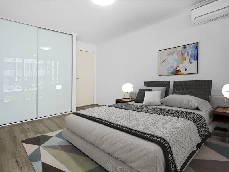 Spacious unit in a prime location!