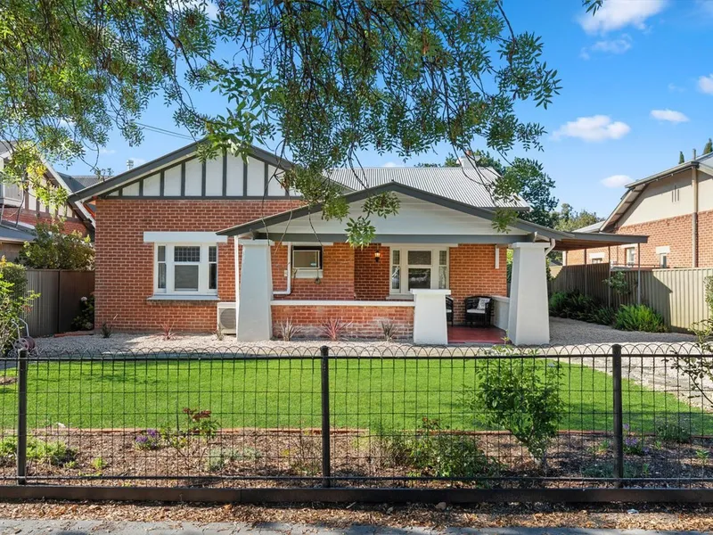 FAMILY HOME IN CLOSE PROXIMITY TO PRESTIGIOUS SCHOOLS