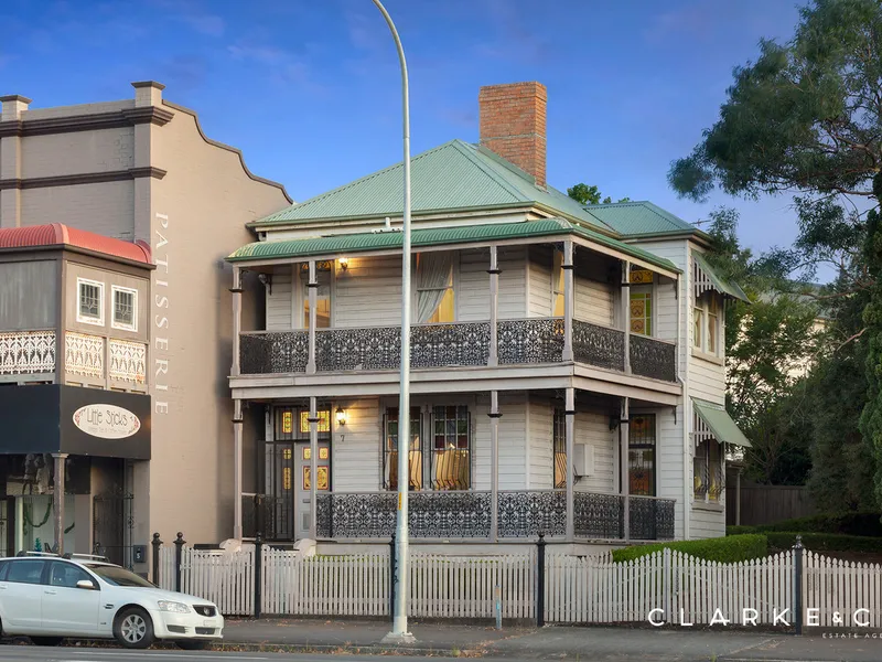 PRIME CBD LIVING WITH 2 TITLES OF LAND!