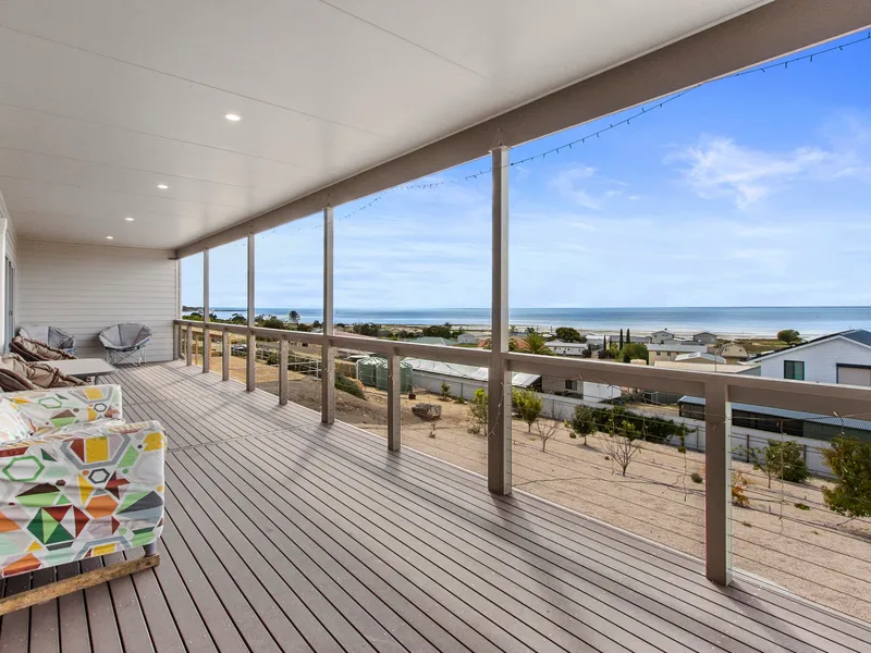 Live your best life moments by the sea