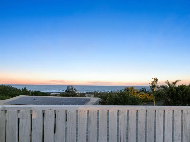 Furnished Charmer, Views will Dazzle!