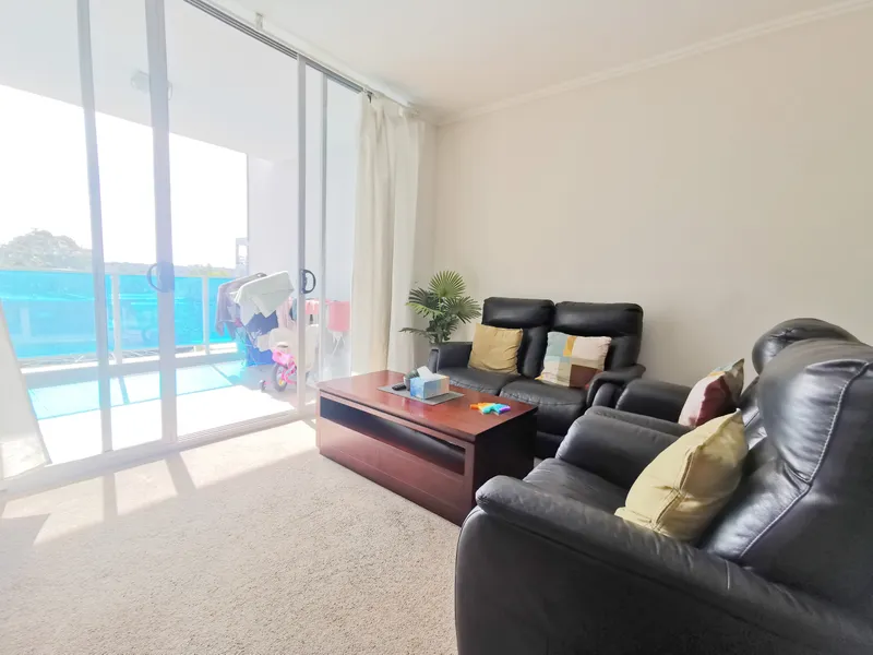 Near new 2 bedrooms on sale