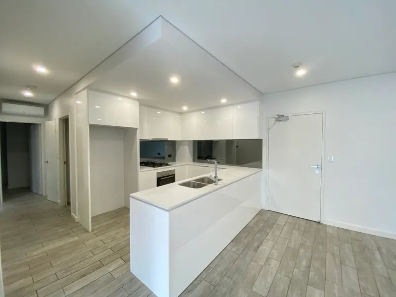 Just steps to Westfield Burwood Luxury 2 bedroom 2 bathrooms Apartment in Burwood plus a study room