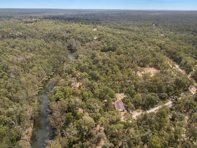 BOHO BUSH COTTAGE ON BLACKWOOD RIVER