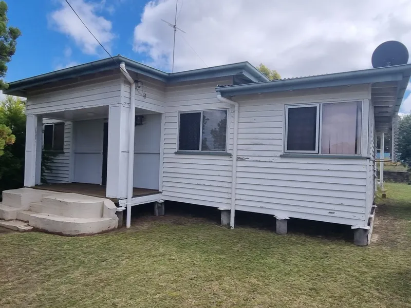 MASSIVE PRICE REDUCTION - MUST SELL