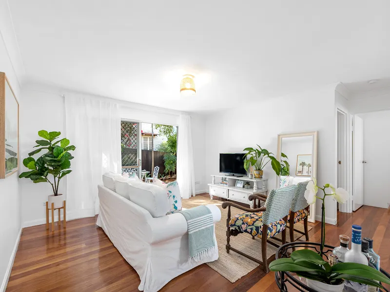 Low Maintenance Lifestyle in the Heart of Bulimba
