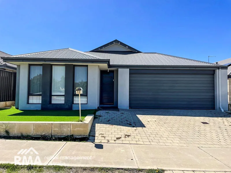 BRILLIANT 4 x 2 HOME CLOSE TO ALL AMENITIES!!!
