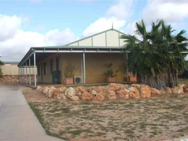 LOW MAINTENANCE LIVING