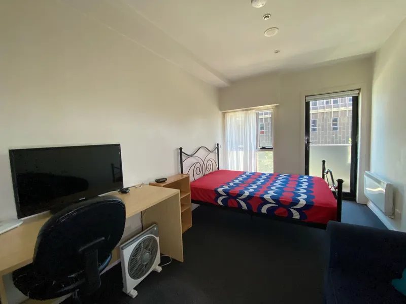 Want to live close to Melb Uni?