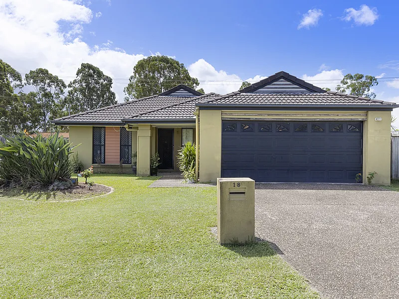 LARGE FAMILY HOME IN A GREAT LOCATION