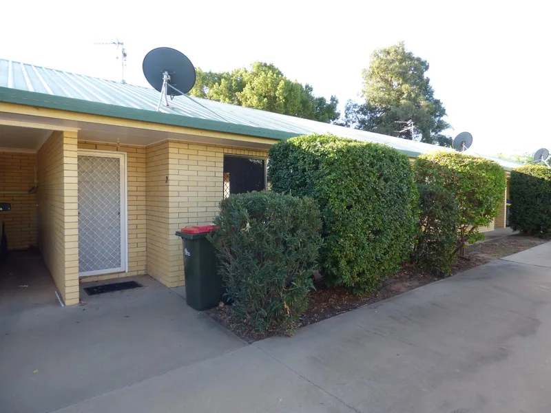 FURNISHED 2 BEDROOM BRICK UNIT